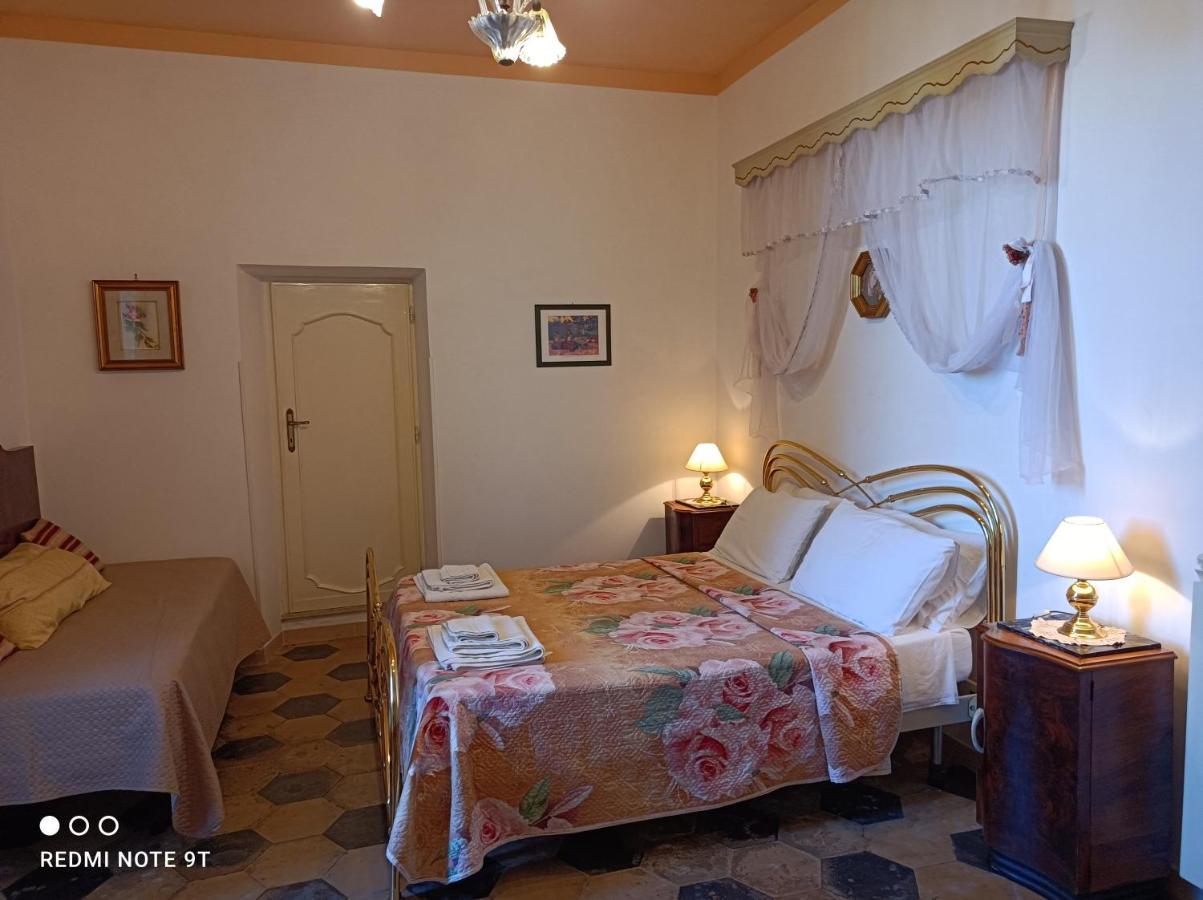 Bed and Breakfast Angelina Antica Dimora Terracina Esterno foto
